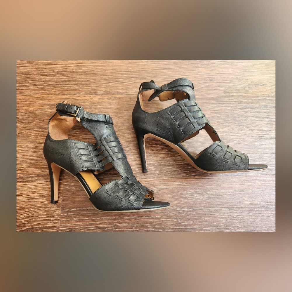 Nine West "Kurrios" Peep Toe Heels - Picture 7 of 10